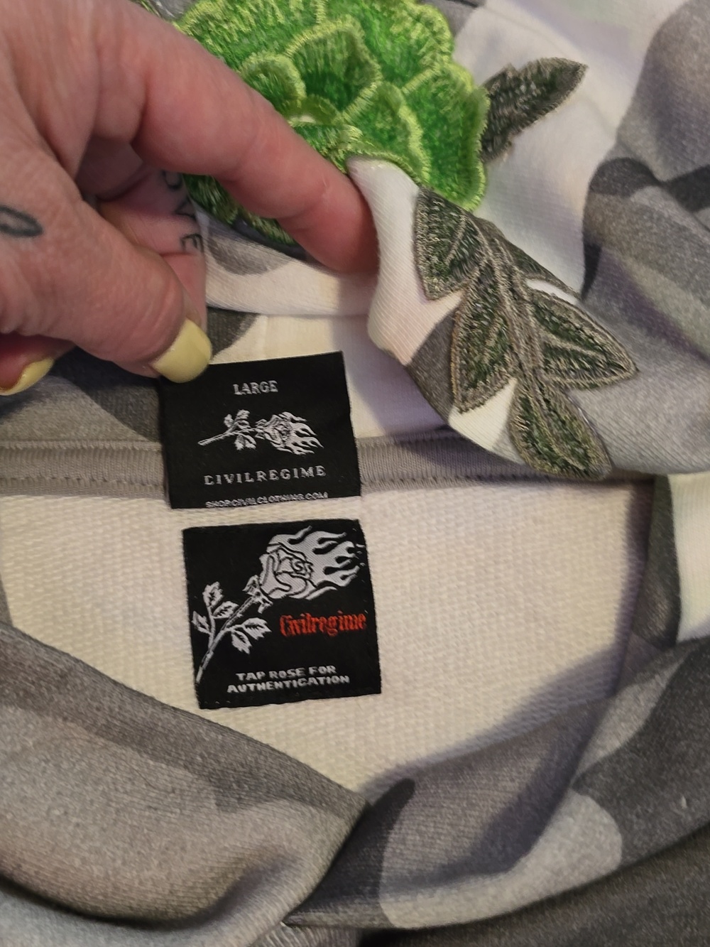 Powerpuff Girls Gray Camo Hi Hoodie with Green Applique Hood - Picture 4 of 6